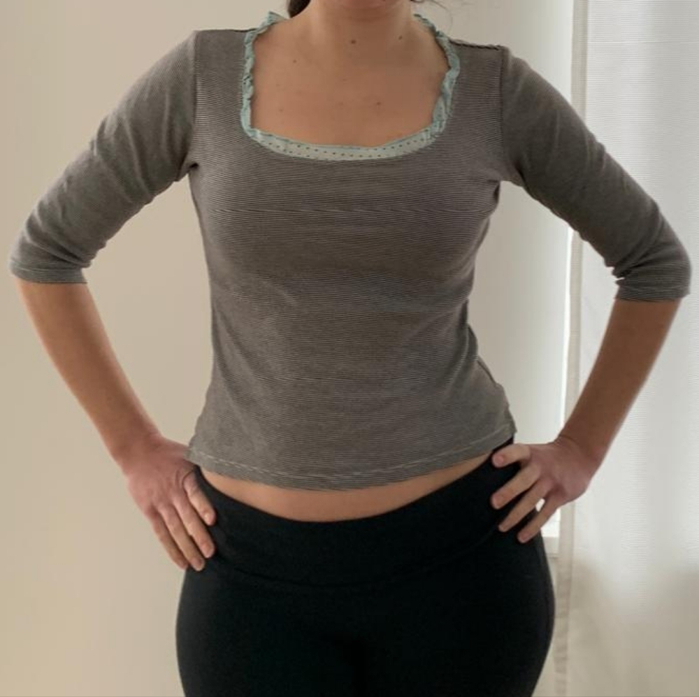 Vintage Funky Stripe Shirt With Polka Dot Ruffle Accent